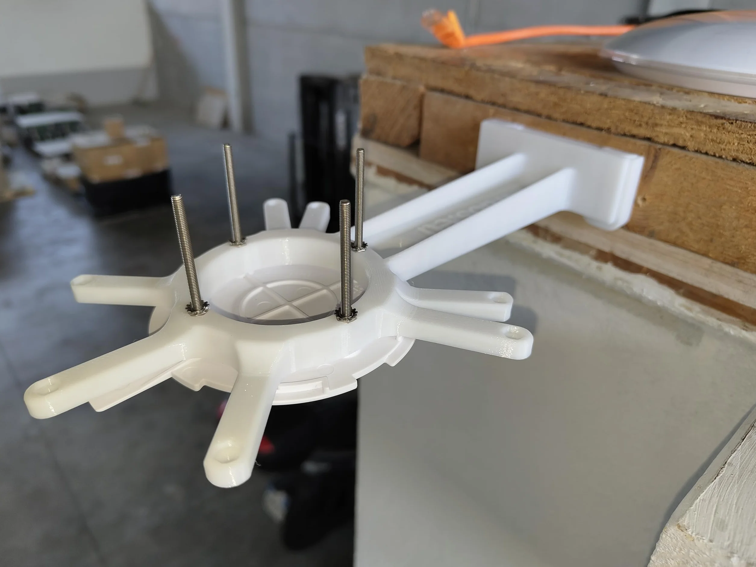 Uchwyt do punktu dostępowego Ubiquiti UniFi, uniwersalny do U7, U6, UAP, AC, łatwy montaż, druk 3D (Wall)